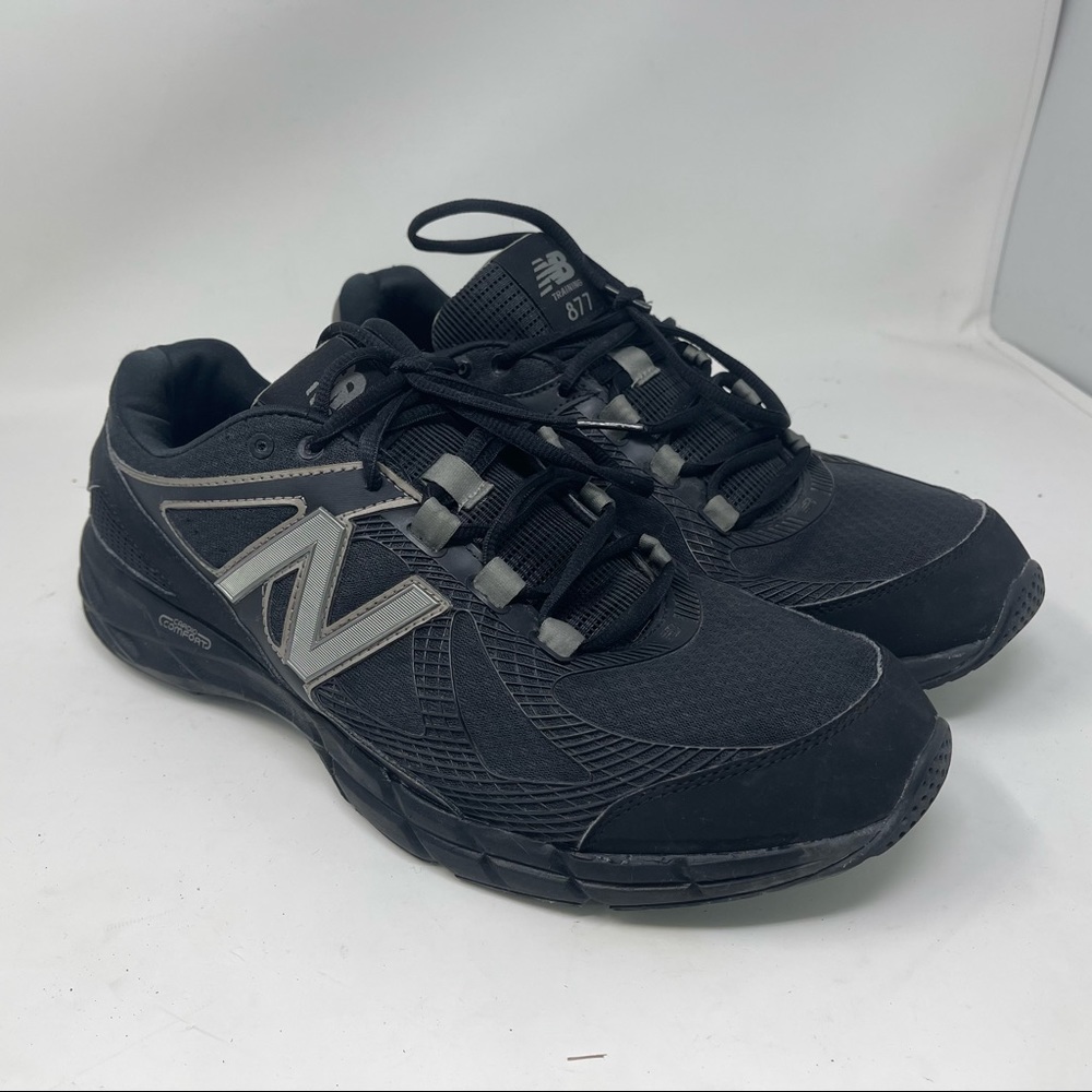 New Balance 877 training shoes men's sz 12 in all black